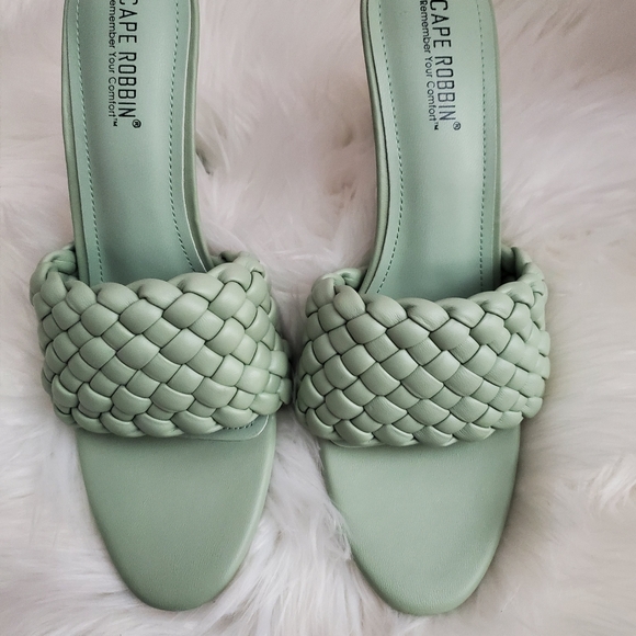 Open toe heels - Picture 4 of 4